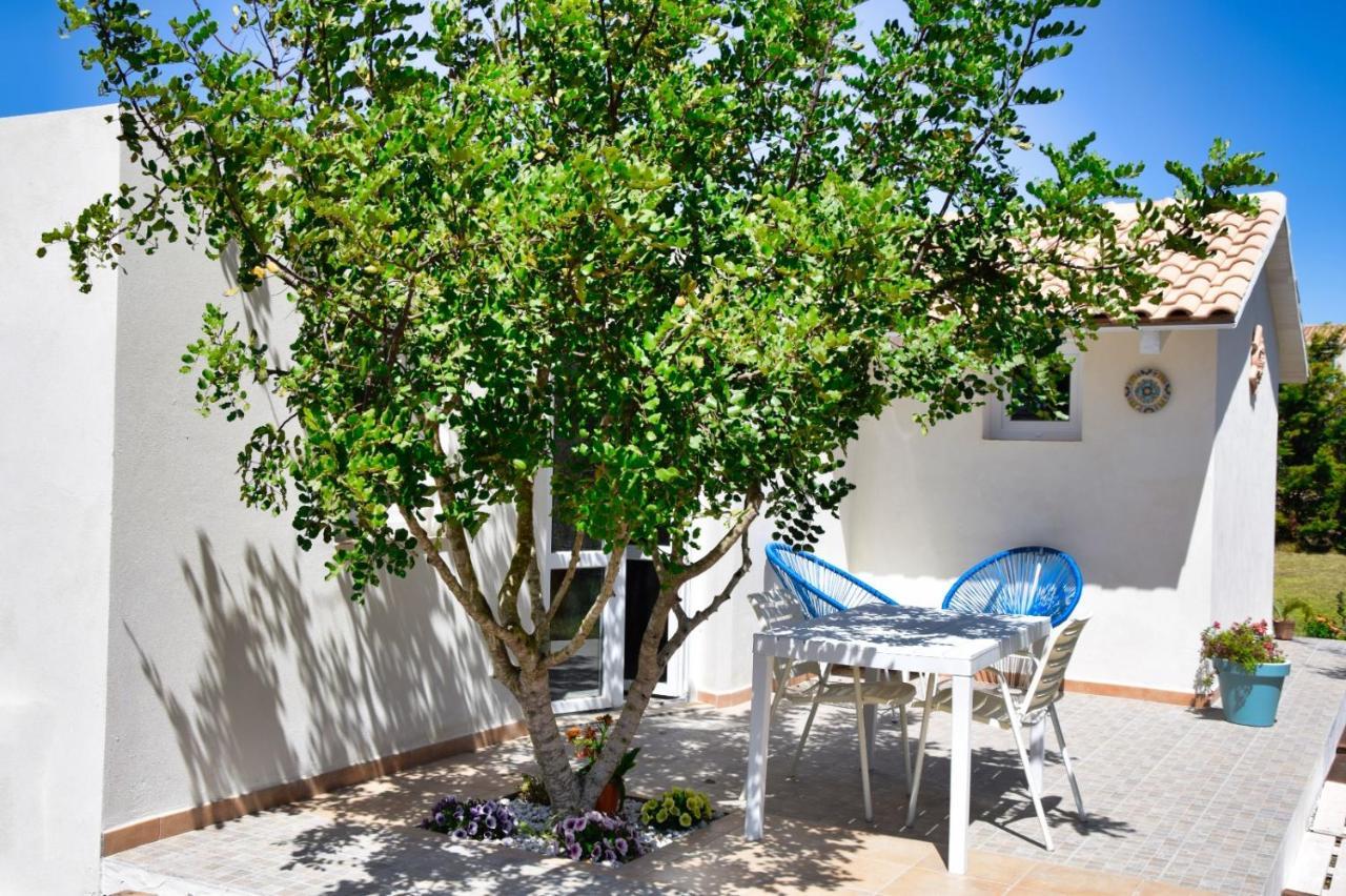 Casa Vacanze Felici In 2 - Santa Maria Del Focallo - Ispica Exteriör bild
