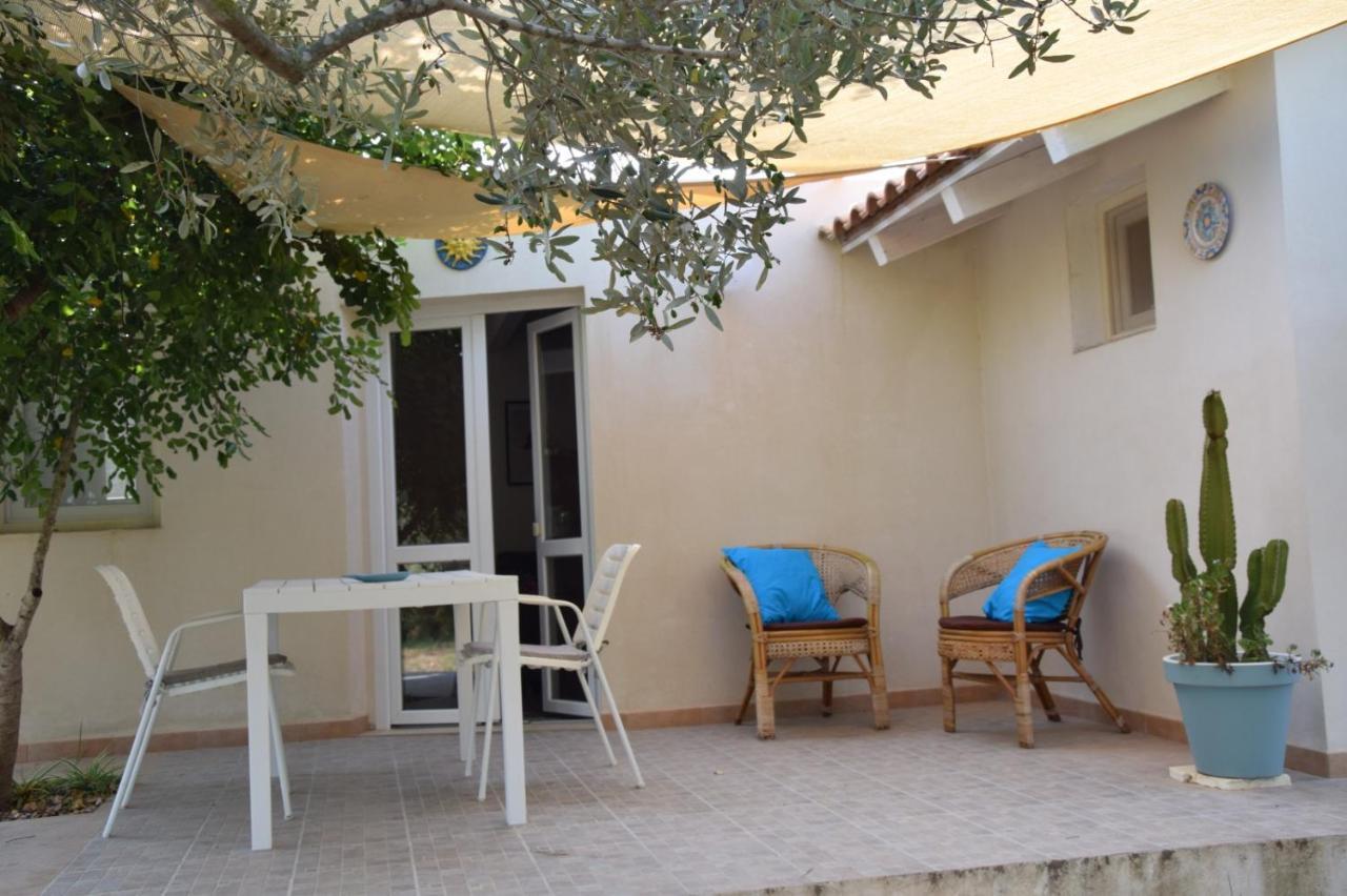 Casa Vacanze Felici In 2 - Santa Maria Del Focallo - Ispica Exteriör bild
