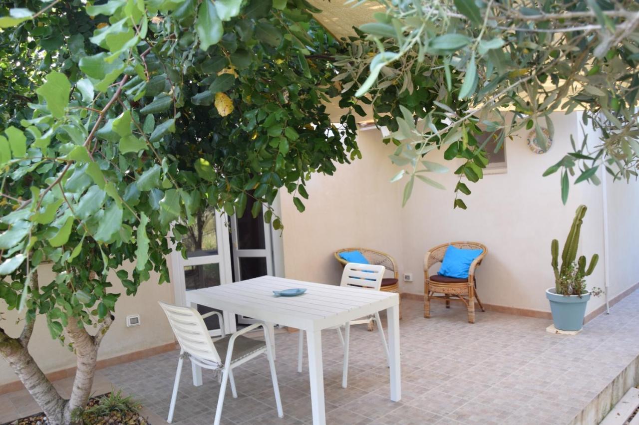 Casa Vacanze Felici In 2 - Santa Maria Del Focallo - Ispica Exteriör bild